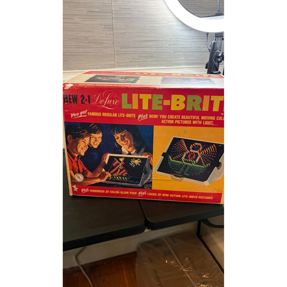 Vintage 1968 Hasbro Deluxe Lite-Brite 2-in-1 Model 5465 Hassenfeld Bros Toy Box